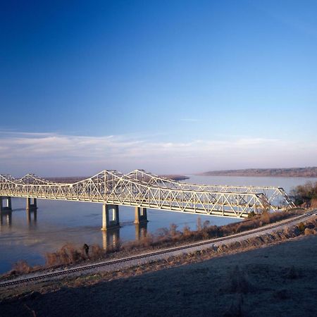 The Bridges Hotel Natchez Exterior photo
