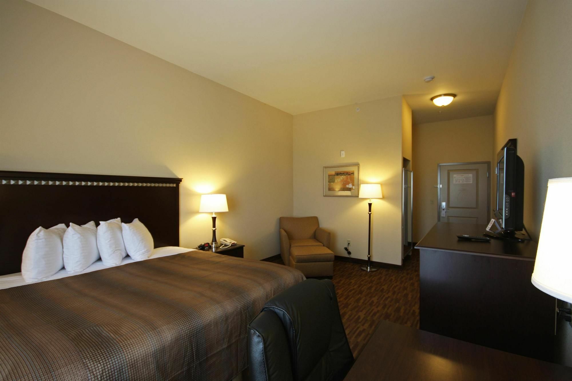 The Bridges Hotel Natchez Room photo